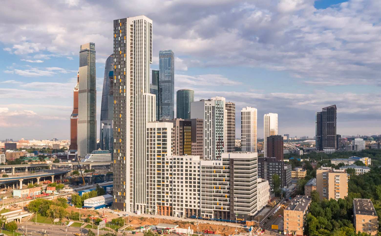 HEADLINER — фото 1